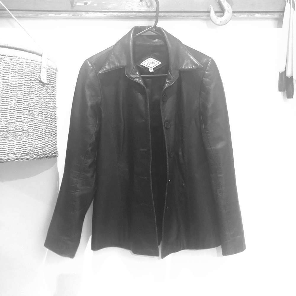 Vintage black leather jacket 🖤